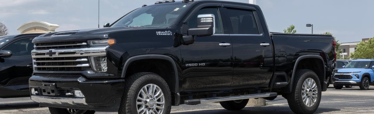 Trucks for Sale Near Chicago for Work, Weather, and Weekend Use